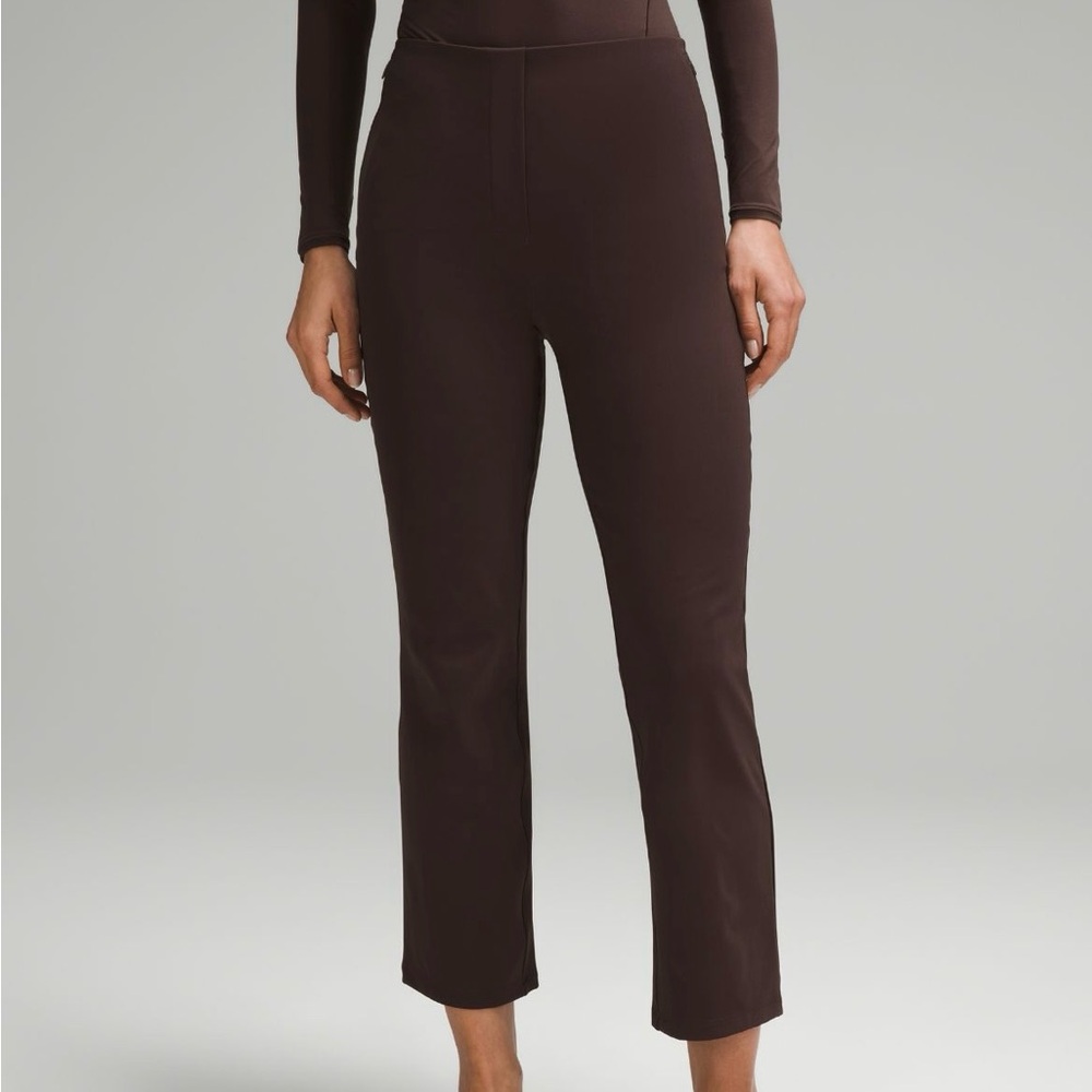 Lululemon pants size 6 brand new